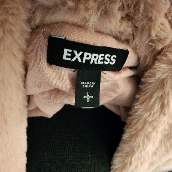 EXPRESS Pink Furry Hoodie - Picture 4 of 4